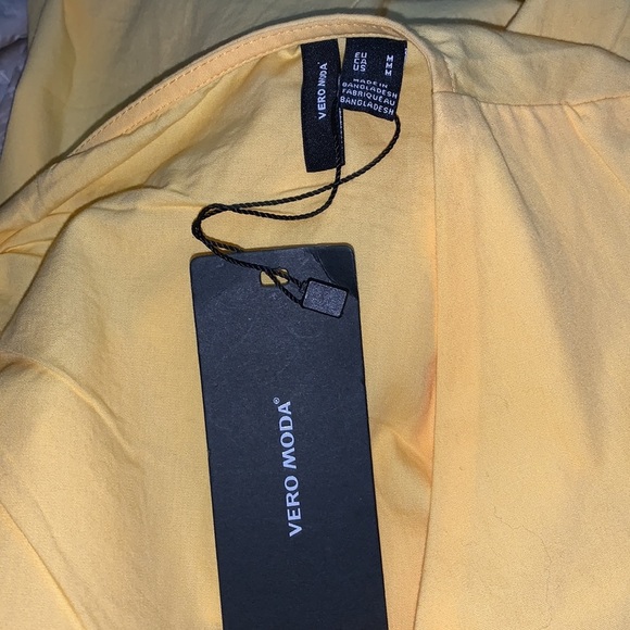 New plain weave, frills, solid color, v-neck, short sleeves, unlined - Picture 6 of 6